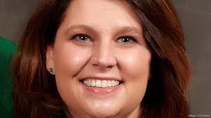 Enterprise Bank & Trust hires industry veteran Shelly Arnold to lead  Private Bank