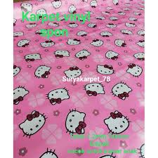 Hal ini tergantung dari bahan yang digunakan, ukuran, dan desain karpet hello kitty tersebut. Karpet Vinyl Spon Empuk Karakter Hello Kitty Lebar 2mt Dijual Per 0 5mt X 2mt Shopee Indonesia