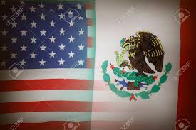 La selección mexicana enfrentará su eterno rival, estados unidos la selección mexicana venció sin problema alguno a su similar de estados unidos en un muy disputado encuentro amistoso por fecha fifa. Banderas De Estados Unidos Y Mexico Juntos Fotos Retratos Imagenes Y Fotografia De Archivo Libres De Derecho Image 26144708