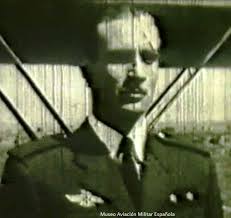 MUSEO AVIACIÓN MILITAR ESPAÑOLA: ALFREDO MAYO, OFICIAL DE AVIACIÓN.