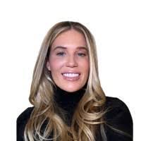 Alexandra Young's Instagram, Twitter & Facebook