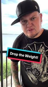 Kelly Copp's Instagram, Twitter & Facebook