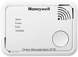 Installing and maintaining smoke and carbon monoxide (co) detectors can save your life. Honeywell Xc70 Carbon Monoxide Detector Alarm Bnib 7 Yr Guar Replaces H450en Amazon Co Uk Diy Tools