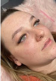 Getting Lashes Done: A Funny Tech Dilemma