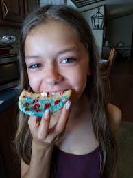 Sample of today's cookies!! Got more to make.