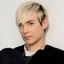 When did Evan Taubenfeld start making music?