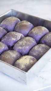Ube Pandesal Soft Fluffy And Surprisingly Easy To Make Recipe In 2020 Pandesal Pandesal Recipe Pandesal Recipe Philippines