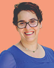 Jennifer Taranto's Instagram, Twitter & Facebook