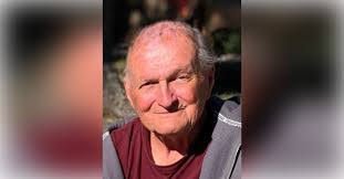 Kenny Kendall's Instagram, Twitter & Facebook