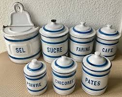 Serie Complete De 6 Pots A Epices Et Boite A Sel En Tole Emaille St Servais 2 3k Ebay Pots A Epices Boite A Sel Pots