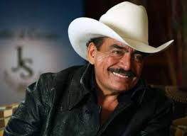 Joan Sebastian 'tuvo muchas mujeres, pero muchas lo engañaron', dice su  hermano