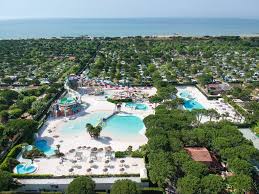 Union lido is close to researchers, doctors, volunteers and those who rely on research to recover from some terrible disease. Resort Union Lido Italien Cavallino Treporti Booking Com