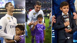 Cristiano ronaldo jr is signed up with the juventus academy where he has already showed off some skills learnt from the best. Cristiano Ronaldo Sohn Das Ist Cristiano Ronaldo Jr
