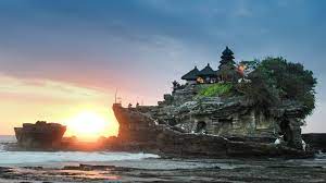 Nah, pulau dewata ini sangat terkenal dengan pemandangan alamnya yang indah. 10 Tempat Melihat Sunset Terbaik Di Bali Paling Asik Unik