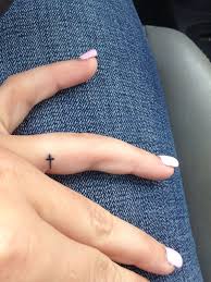 This is the perfect example of an awesome 3d tattoo and it just so happens to include a butterfly which is one of the most popular tattoos for girls out there. 75 Awesome Small Tattoo Ideas 2021 Tiny Tattoo Designs For Girls