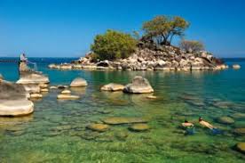 Biasanya danau dapat dipakai sebagai sarana rekreasi, dan olahraga. 12 Danau Terbesar Di Dunia Beserta Gambarnya Haloedukasi Com