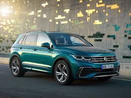 2022 Volkswagen Tiguan Review Pricing And Specs