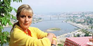 Discover more music, concerts, videos, and pictures with the largest catalogue online at last.fm. Dorothee Jeunesse Perdue Le Point