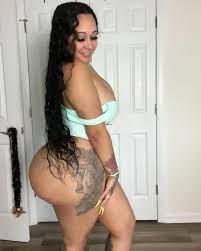 Rose Cruz - Free pics, galleries & more at Babepedia