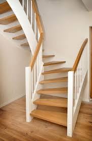 Wangentreppe Treppe Haus Treppe Streichen Treppe