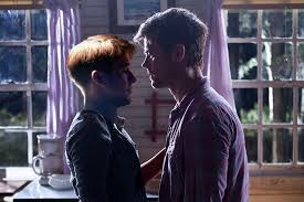 A woman starts a new life in a small town in north carolina and finds herself reluctantly attracted to a man who helps her confront her past in this nicholas sparks adaptation from dear john director lasse hallström. Safe Haven Author Nicholas Sparks Says Gay Romance Is Not Exactly In My Genre