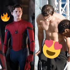 Tom holland o gato do homem Aranha quase mostrou demais ao se trocar e foi  tudo!