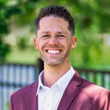 Stephen Noto's Instagram, Twitter & Facebook