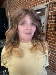 Elizabeth Faile did my hair thank you 😊 and cut Maddi's hair!!