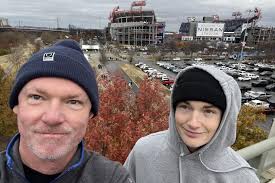 Faberge to Sell Cosmetics Units to Unilever : Arden, Brut, Aqua Net Among  Firms Included in $1.55-Billion Deal