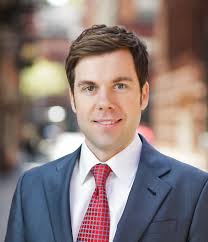 Michael Graves Returns to Douglas Elliman 💫 We are thrilled to announce  that Michael Graves, the powerhouse agent and founder of  @themichaelgravesteam, has returned to Douglas Elliman. A veteran leader in  sales