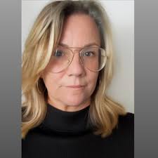 Aaron Fojas (@ajfojasfilms)