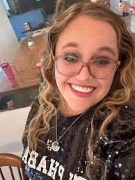 Getting close to go time for the movie 🍿 💚🩷