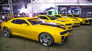 Realtime price guide with history, pictures, and info for all parts, weapons, accessories, instructions, and specs. Barrett Jackson Bumblebee Camaros From Transformers Sell For 500 000