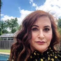 Ginger Davis's Instagram, Twitter & Facebook