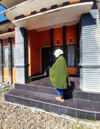 Disamping berbagai konsep yang telah didiskusikan di atas, maka salah satu di samping itu juga ada seorang mahabrahmana mendampingi raja dengan pangkat sangkhadhara. Kost Disamping Rs Anshari Saleh Kayu Tangi Kost Putra Kalimantan Selatan Banjarmasin Murah