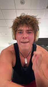 Amelia Herron's Instagram, Twitter & Facebook