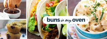 🍤SLOW COOKER SHRIMP BOIL🍤 PRINT RECIPE HERE:  http://www.momontimeout.com/2017/08/slow-cooker-shrimp-boil/ This easy Slow  Cooker Shrimp Boil is the perfect busy weeknight dinner recipe! Made with  just a handful of ingredients and exploding with delicious,