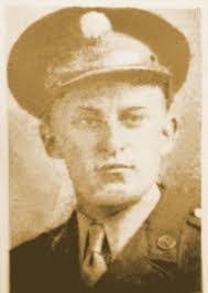 Millie Lange's Instagram, Twitter & Facebook