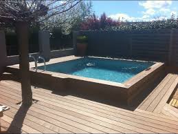 Piscine Semi Enterree Recherche Google Piscine Piscine Carre Piscine Hors Sol