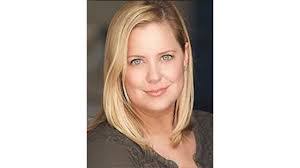 Candace Collier's Instagram, Twitter & Facebook