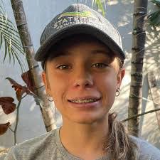 Lola Mcpherson's Instagram, Twitter & Facebook