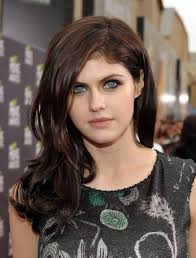 Pin By Irn Mdn On Max Charles Alexandra Daddario Alexandra Daddario Hair Beauty
