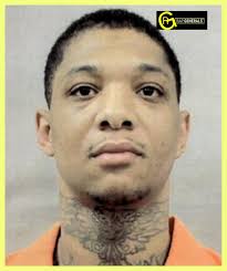 Derrick Groves is reportedly spotted in Atlanta, where police are  surrounding a home that is believed he may be inside 😳