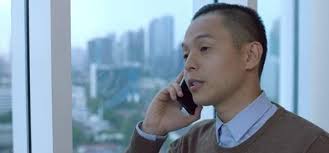 Review: Demi Ayah, Ernest Prakasa Jaga Toko di Cek Toko Sebelah