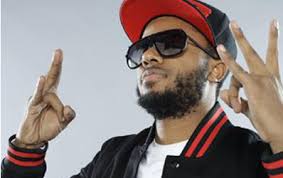 Lefa En Feat Sur L Album Intemporel De Maska Maska, c'est le blanc de la sexion d'assaut. lefa en feat sur l album intemporel de