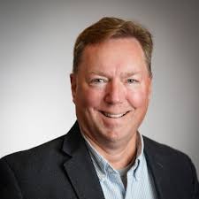 Wow! Time flies. 16 years ago the National Academy of Television Arts and  Sciences Upper Midwest Chapter presented me with a college scholarship to  study TV journalism. Now they've asked me to