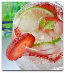 Skinny Strawberry Lime Spritzer Recipe Peas And Crayons Recipe Spritzer Recipes Strawberry Lime Strawberry Vodka