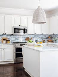 Commonly seen in hotel and restaurant kitchens, it is easy to clean. 18 Budget Friendly Diy Backsplash Ideas Kaleidoscope Living