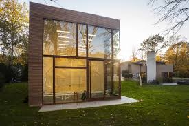 His skill is tremendously above mine although he plays nothing like the pros you see on youtube. How To Play Badminton Alone Arxiusarquitectura