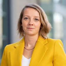 Gen AI field experiment shows mixed results in helping small businesses  grow